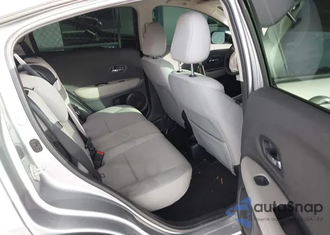 2021 Honda Hr-V 2Wd Lx from USA, damaged, VIN 3CZRU5H33MM717397